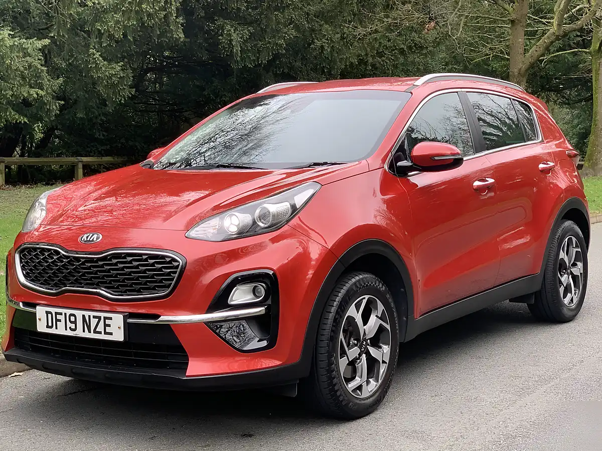 Used 2019 Kia Sportage 2 Red - Interior and Exterior details 7