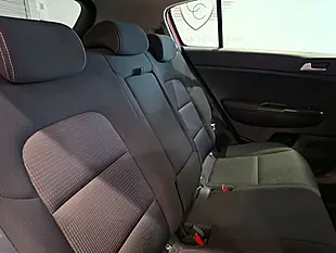 Used 2019 Kia Sportage 2 Red - Interior and Exterior details 16