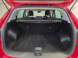 Used 2019 Kia Sportage 2 Red - Interior and Exterior details 17