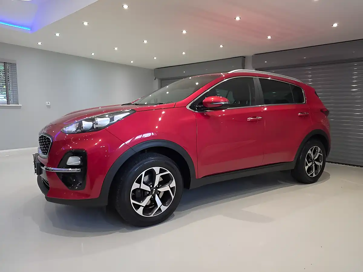 Used 2019 Kia Sportage 2 Red - Interior and Exterior details 7