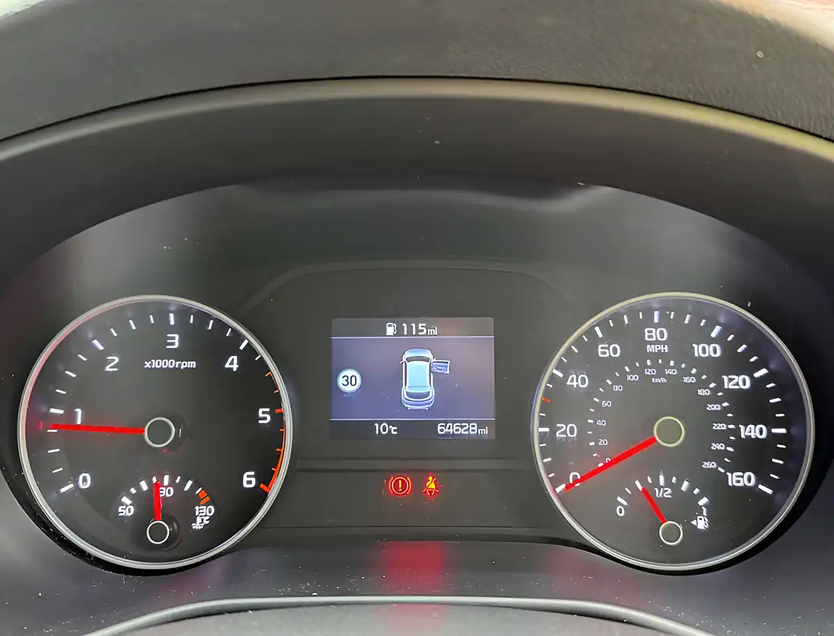 Used 2019 Kia Sportage 2 Red - Interior and Exterior details 10