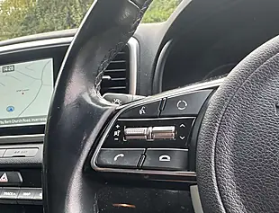 Used 2019 Kia Sportage 2 Red - Interior and Exterior details 12