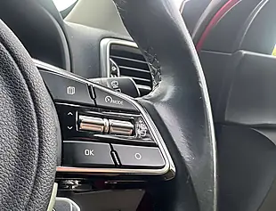 Used 2019 Kia Sportage 2 Red - Interior and Exterior details 13