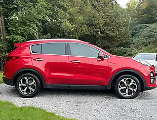 Used 2019 Kia Sportage 2 Red - Interior and Exterior details 2