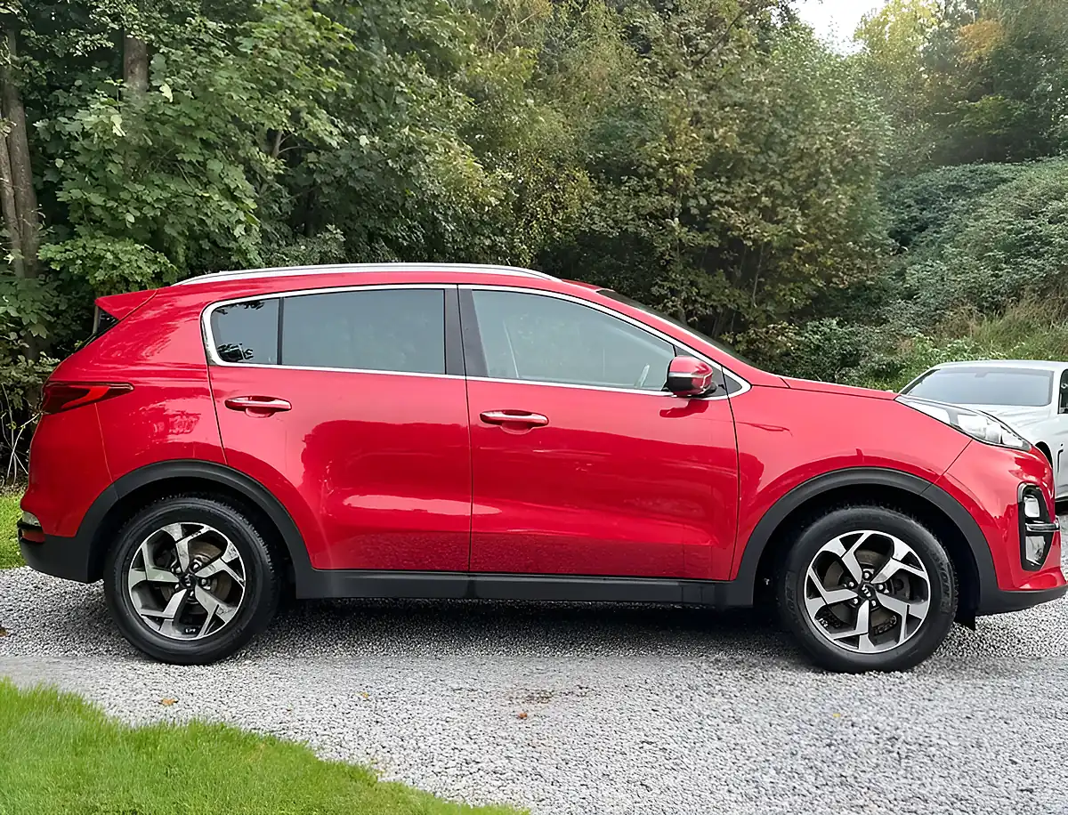 Used 2019 Kia Sportage 2 Red - Interior and Exterior details 2