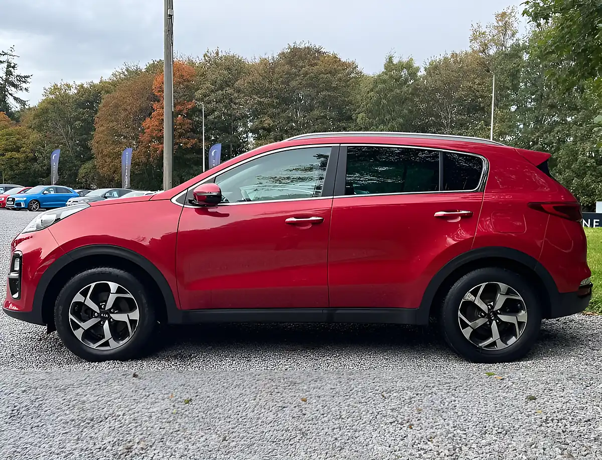 Used 2019 Kia Sportage 2 Red - Interior and Exterior details 6