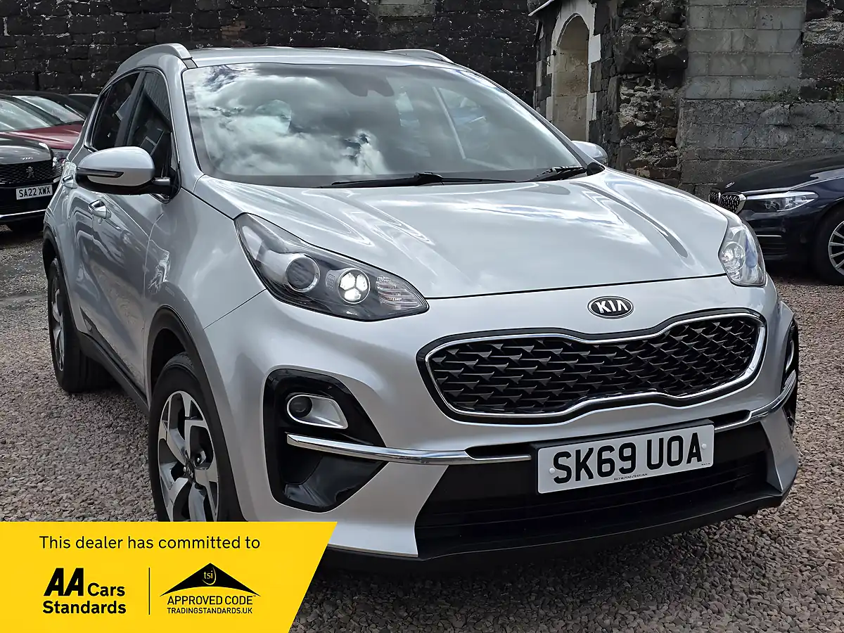 Used 2019 Kia Sportage 2 Silver Frost Metallic - Front View