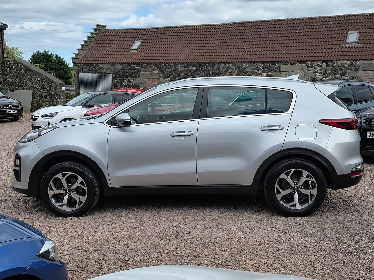 Used 2019 Kia Sportage 2 Silver Frost Metallic - Interior and Exterior details 14