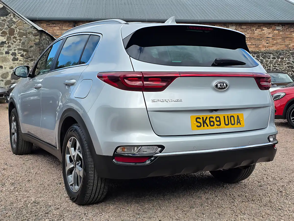 Used 2019 Kia Sportage 2 Silver Frost Metallic - Interior and Exterior details 15