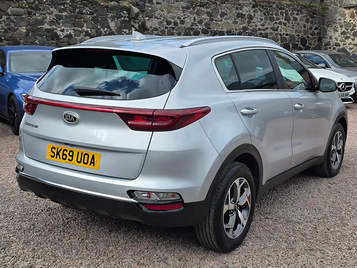 Used 2019 Kia Sportage 2 Silver Frost Metallic - Interior and Exterior details 18