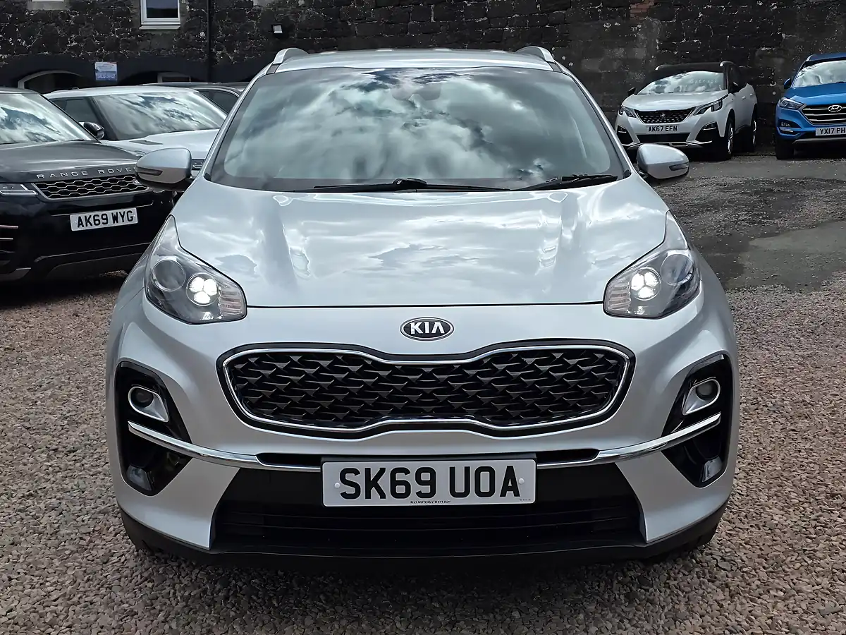 Used 2019 Kia Sportage 2 Silver Frost Metallic - Interior and Exterior details 3