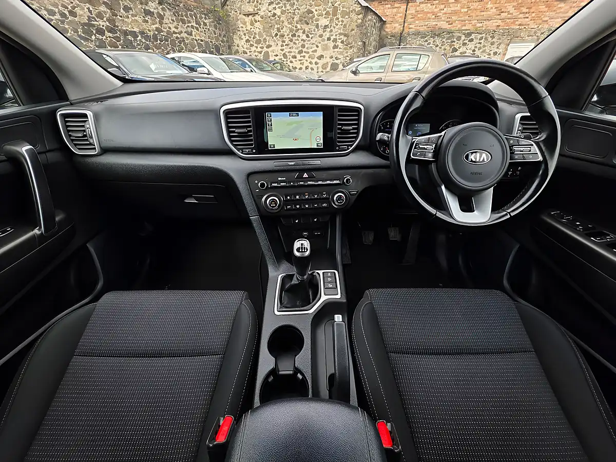 Used 2019 Kia Sportage 2 Silver Frost Metallic - Interior and Exterior details 7