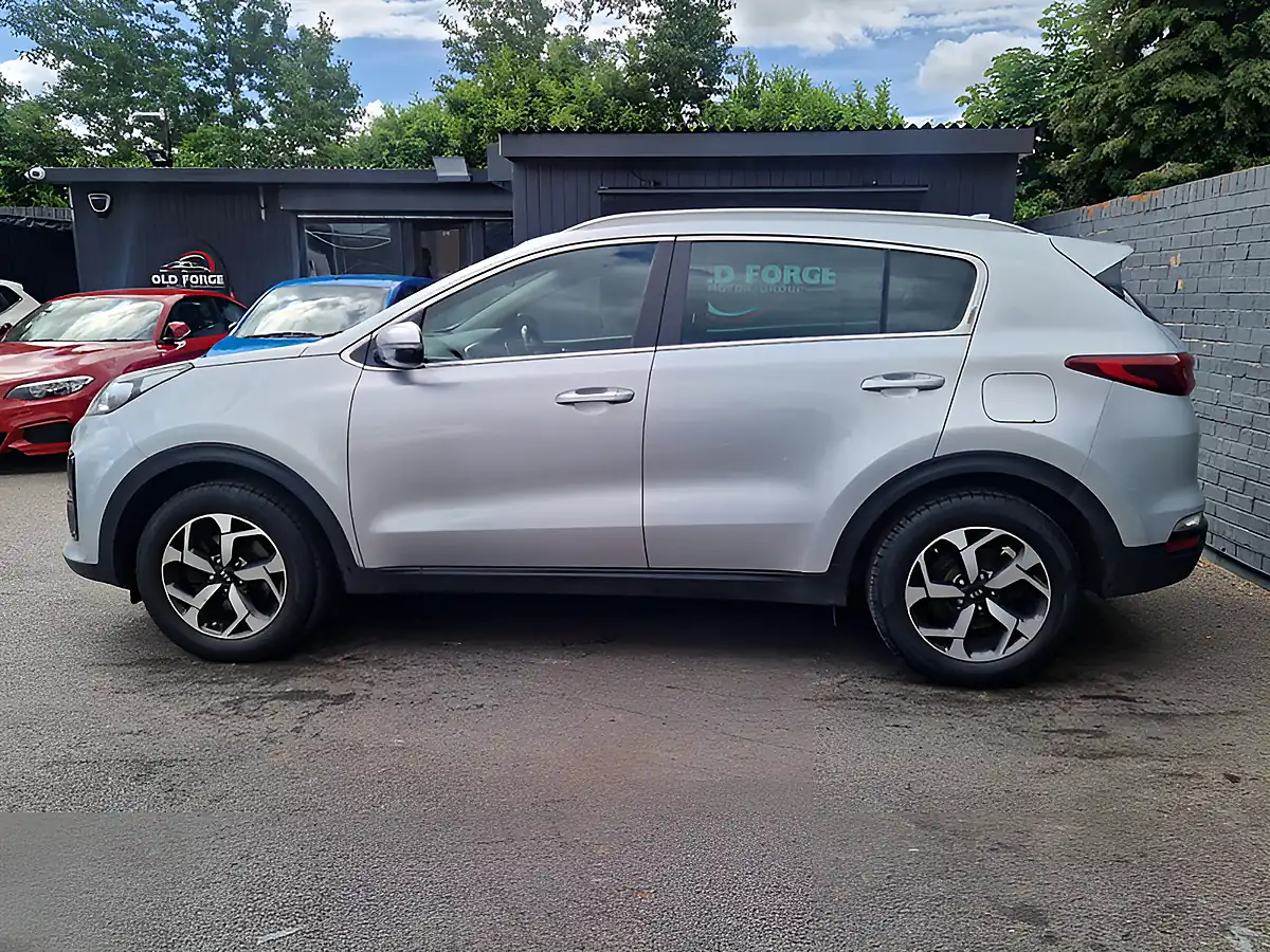 Used 2019 Kia Sportage 2 Silver - Interior and Exterior details 6