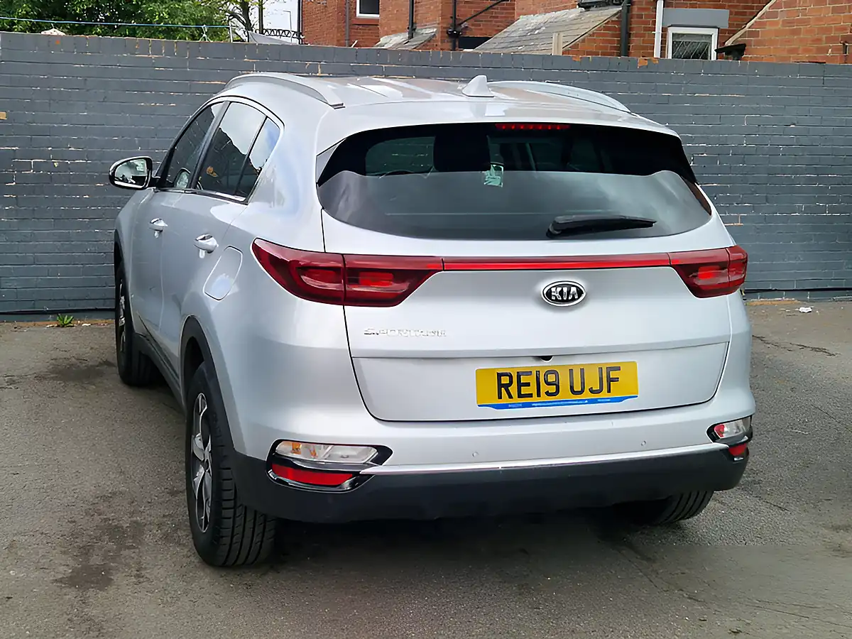 Used 2019 Kia Sportage 2 Silver - Interior and Exterior details 8