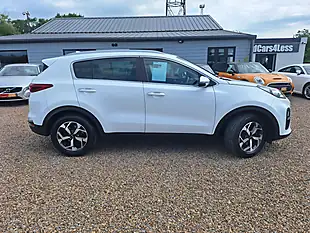 Used 2019 Kia Sportage 2 White - Interior and Exterior details 13
