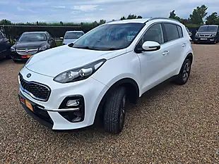 Used 2019 Kia Sportage 2 White - Interior and Exterior details 3