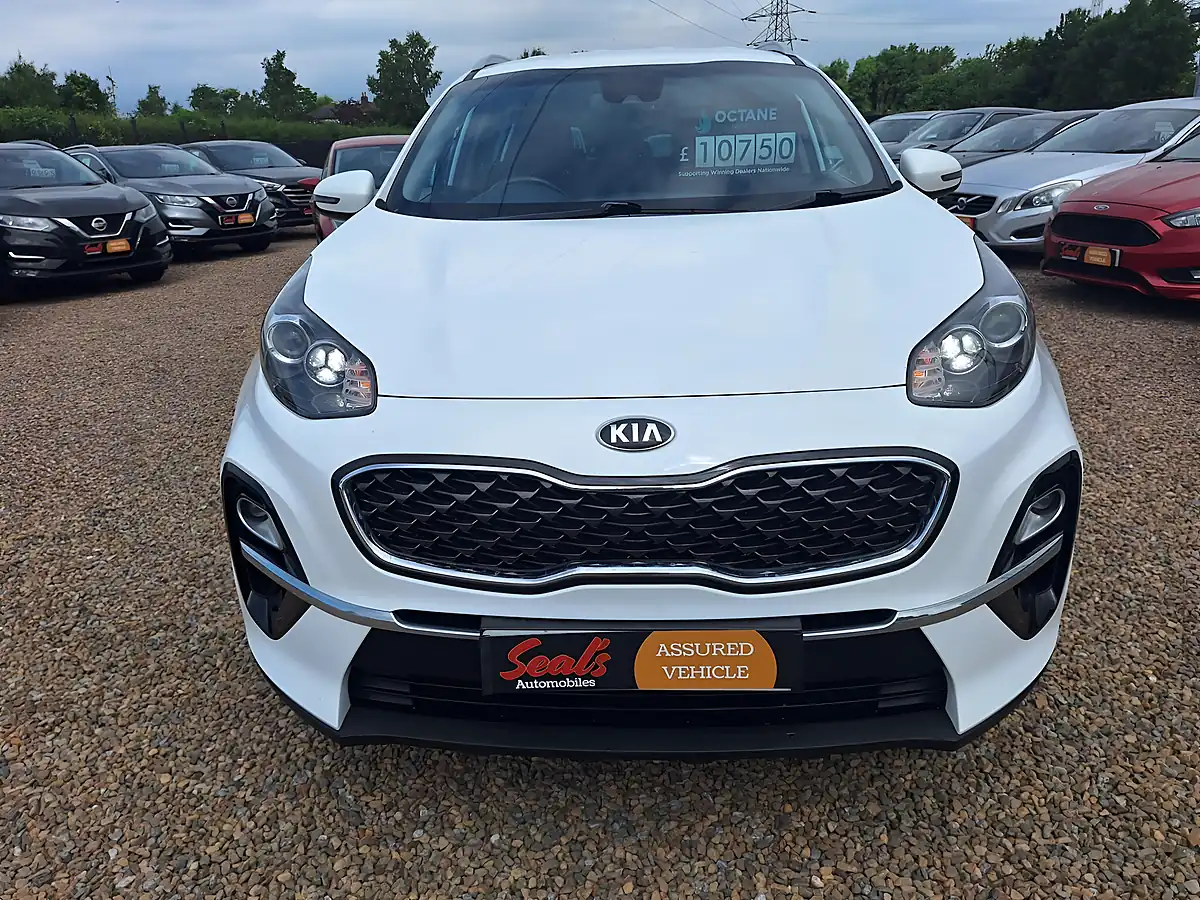 Used 2019 Kia Sportage 2 White - Interior and Exterior details 5