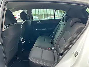 Used 2019 Kia Sportage 2 White - Interior and Exterior details 14