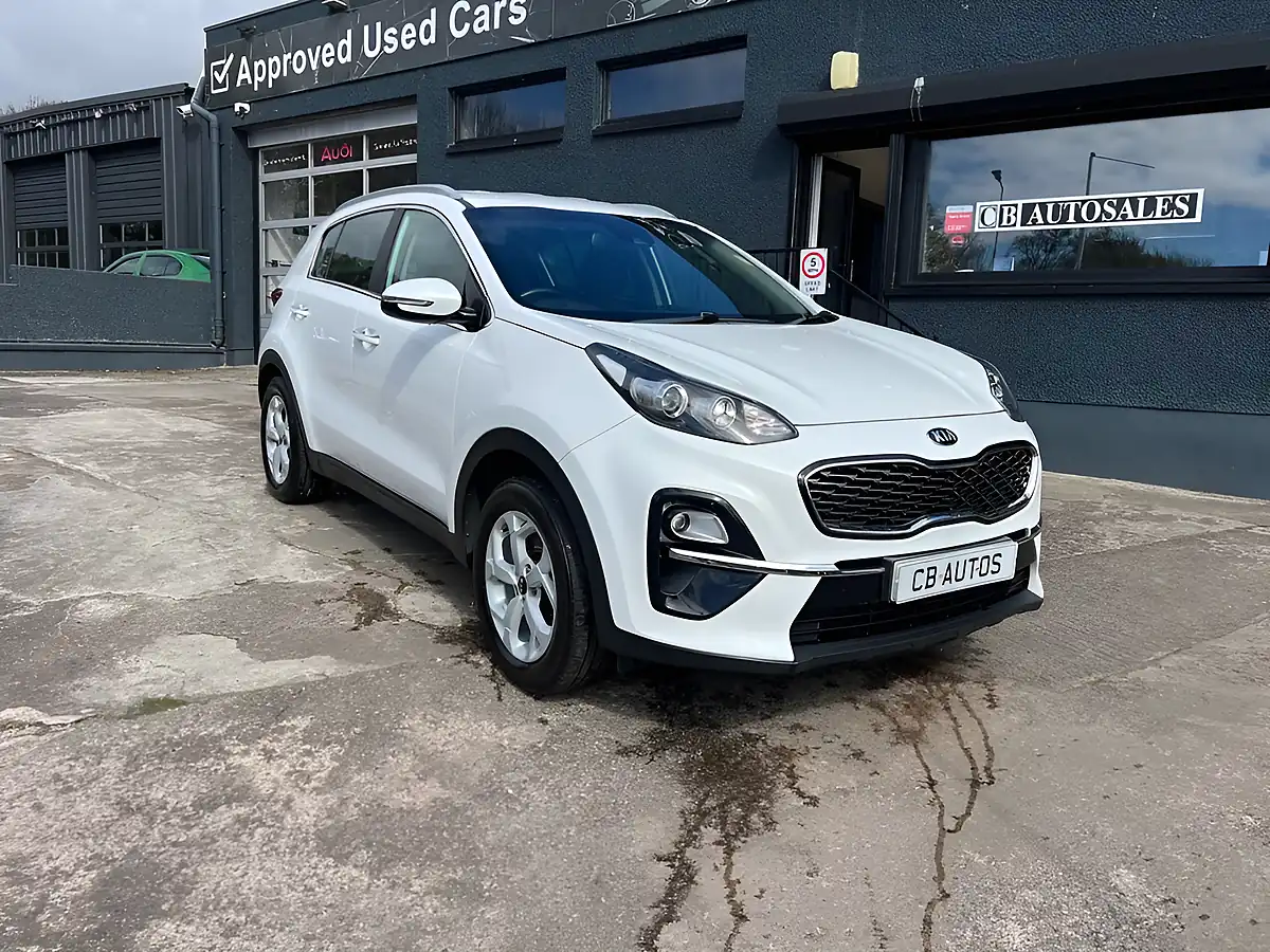 Used 2019 Kia Sportage 2 White - Interior and Exterior details 3