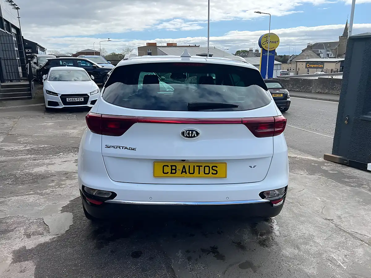 Used 2019 Kia Sportage 2 White - Interior and Exterior details 6