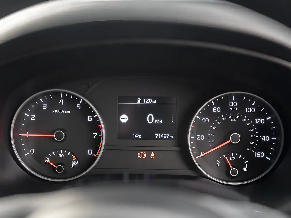 Used 2019 Kia Sportage 2 White - Interior and Exterior details 20