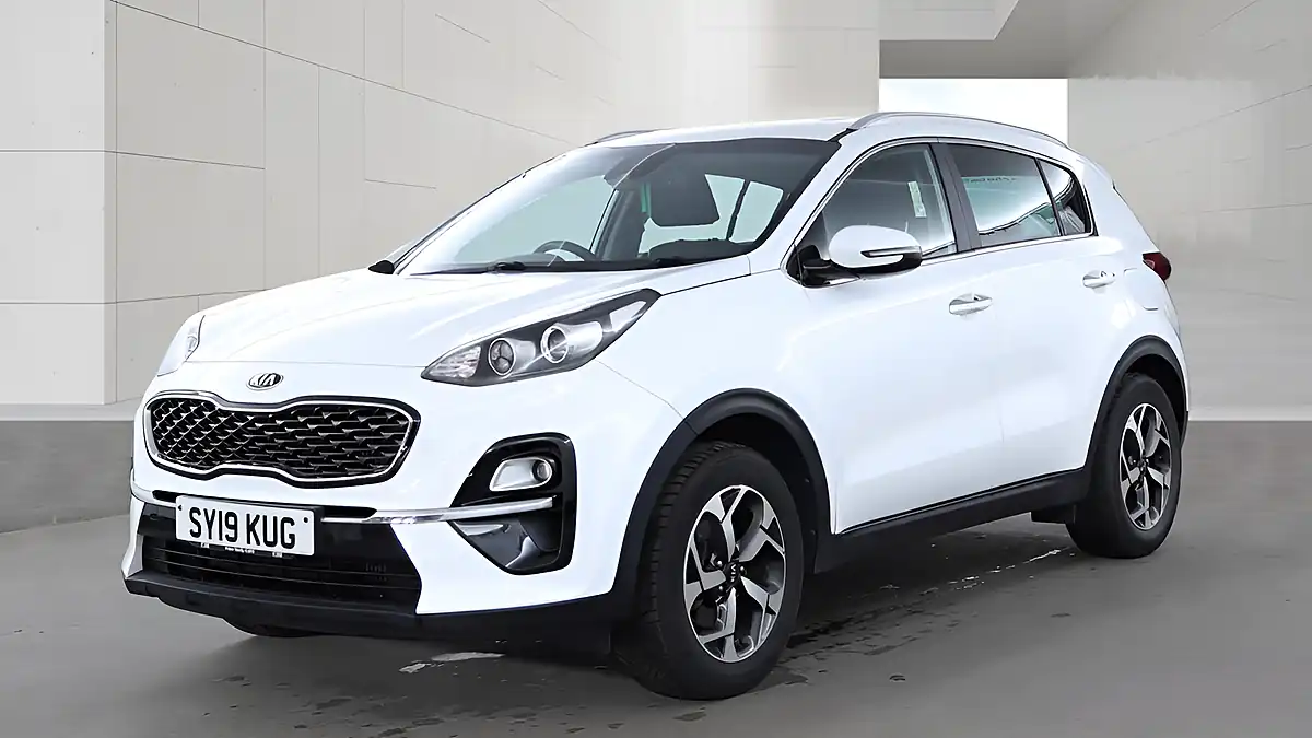 Used 2019 Kia Sportage 2 White - Interior and Exterior details 2