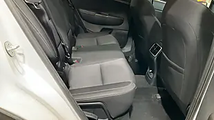 Used 2019 Kia Sportage 2 White - Interior and Exterior details 9