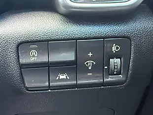 Used 2019 Kia Sportage 2 White - Interior and Exterior details 18