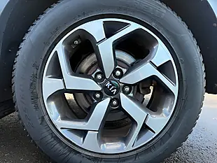 Used 2019 Kia Sportage 2 White - Interior and Exterior details 9