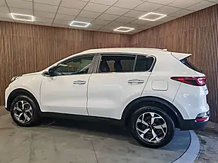 Used 2019 Kia Sportage 2 White - Interior and Exterior details 11