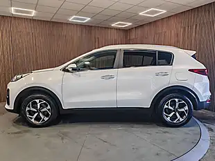 Used 2019 Kia Sportage 2 White - Interior and Exterior details 15