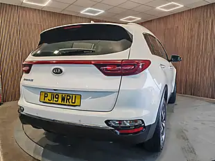 Used 2019 Kia Sportage 2 White - Interior and Exterior details 18