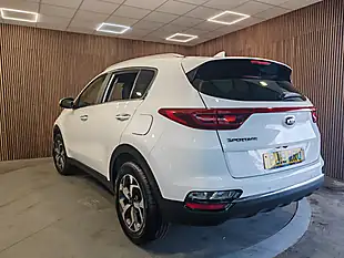 Used 2019 Kia Sportage 2 White - Interior and Exterior details 4