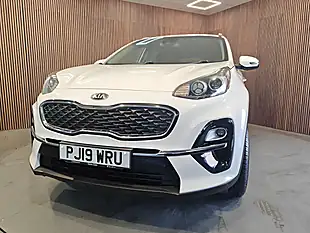 Used 2019 Kia Sportage 2 White - Interior and Exterior details 7
