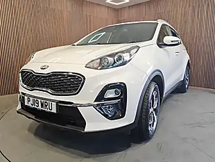 Used 2019 Kia Sportage 2 White - Interior and Exterior details 9