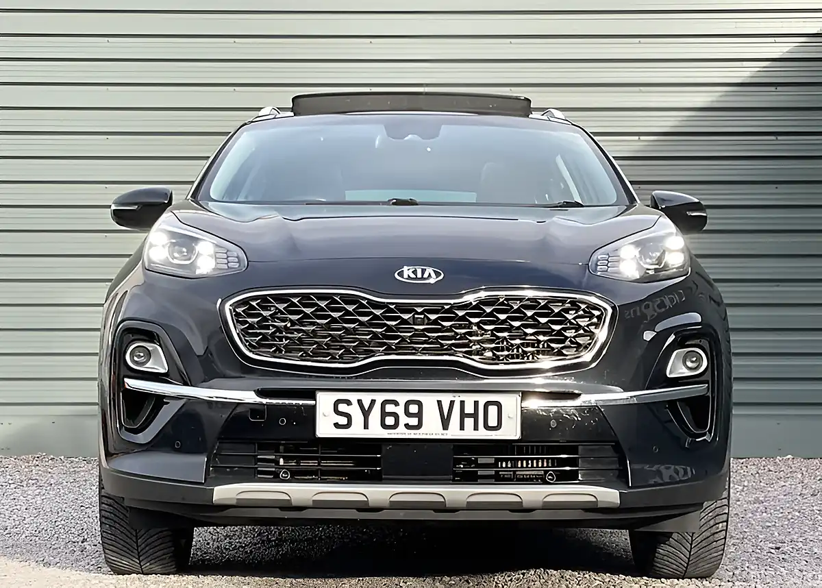Used 2019 Kia Sportage 4 Black - Interior and Exterior details 6