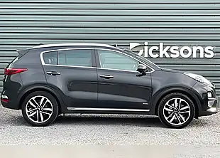 Used 2019 Kia Sportage 4 Black - Interior and Exterior details 8