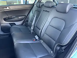 Used 2019 Kia Sportage 4 Blue - Interior and Exterior details 15
