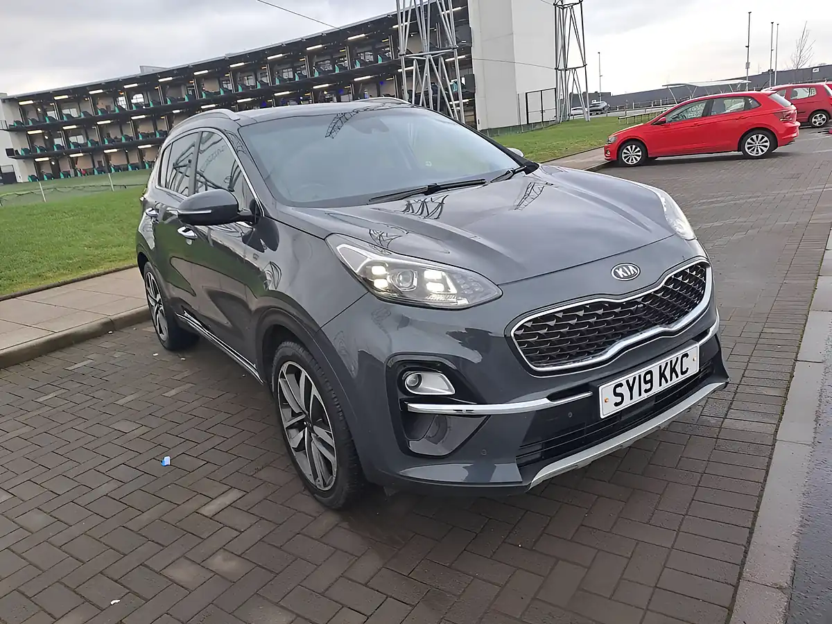 Used 2019 Kia Sportage 4 Grey - Interior and Exterior details 3