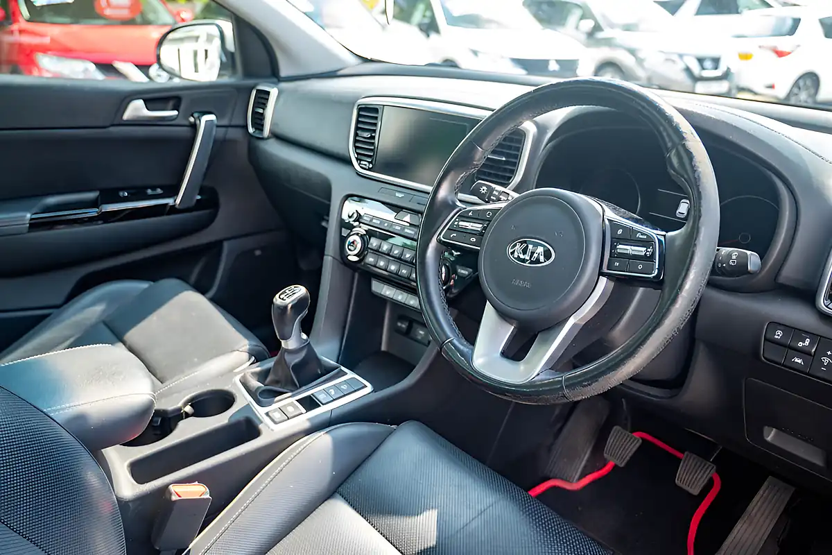 Used 2019 Kia Sportage 4 Isg 5DR Silver Frost - Interior and Exterior details 2