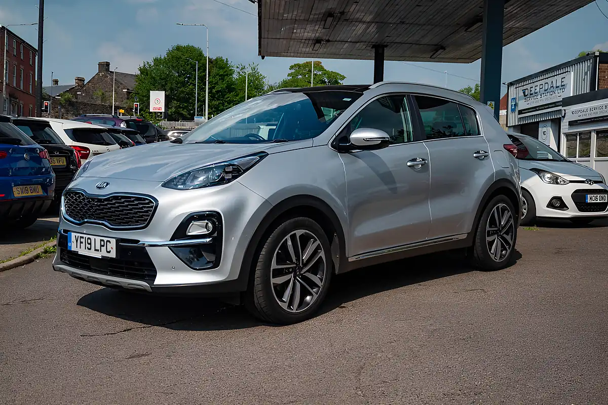 Used 2019 Kia Sportage 4 Isg 5DR Silver Frost - Interior and Exterior details 4