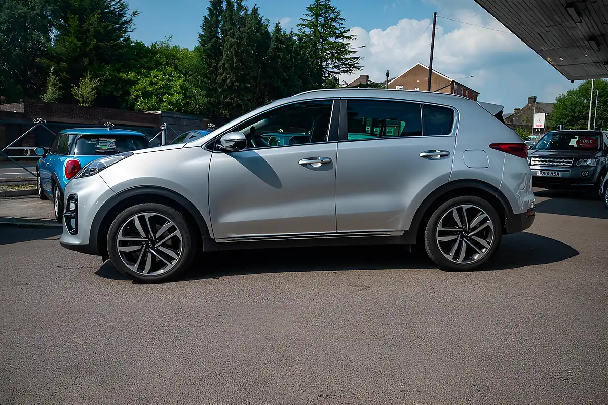 Used 2019 Kia Sportage 4 Isg 5DR Silver Frost - Interior and Exterior details 5