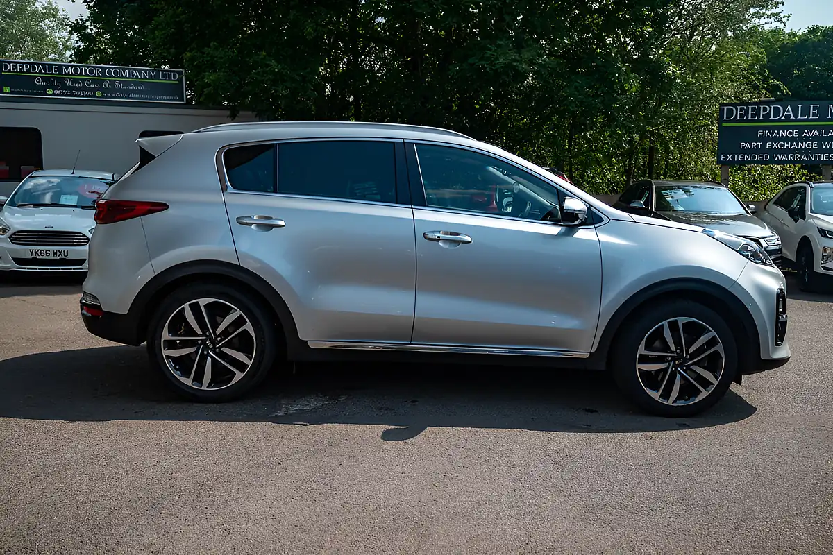 Used 2019 Kia Sportage 4 Isg 5DR Silver Frost - Interior and Exterior details 9