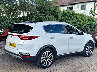 Used 2019 Kia Sportage 4 White - Interior and Exterior details 7