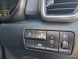 Used 2019 Kia Sportage 4 White - Interior and Exterior details 11