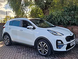 Used 2019 Kia Sportage 4 White - Interior and Exterior details 9
