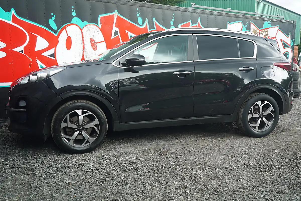 Used 2019 Kia Sportage Ecodynamics+ 2 Black - Interior and Exterior details 9