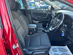 Used 2019 Kia Sportage Ecodynamics+ 2 Red - Interior and Exterior details 11