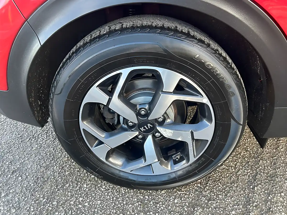 Used 2019 Kia Sportage Ecodynamics+ 2 Red - Interior and Exterior details 19
