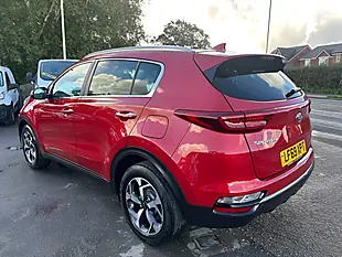 Used 2019 Kia Sportage Ecodynamics+ 2 Red - Interior and Exterior details 9